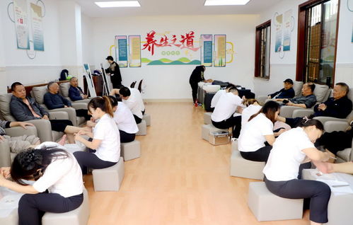 遂宁市军休所创新服务方式 足浴服务温暖军休干部心